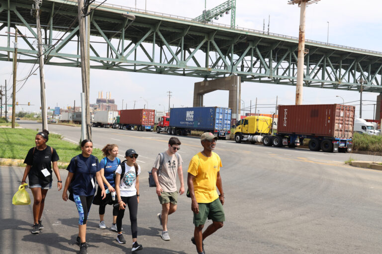 Register now for Fall 2021 Walk Around Philadelphia!