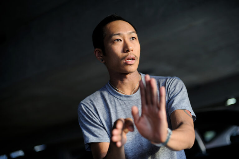 Makoto: free show & free advice